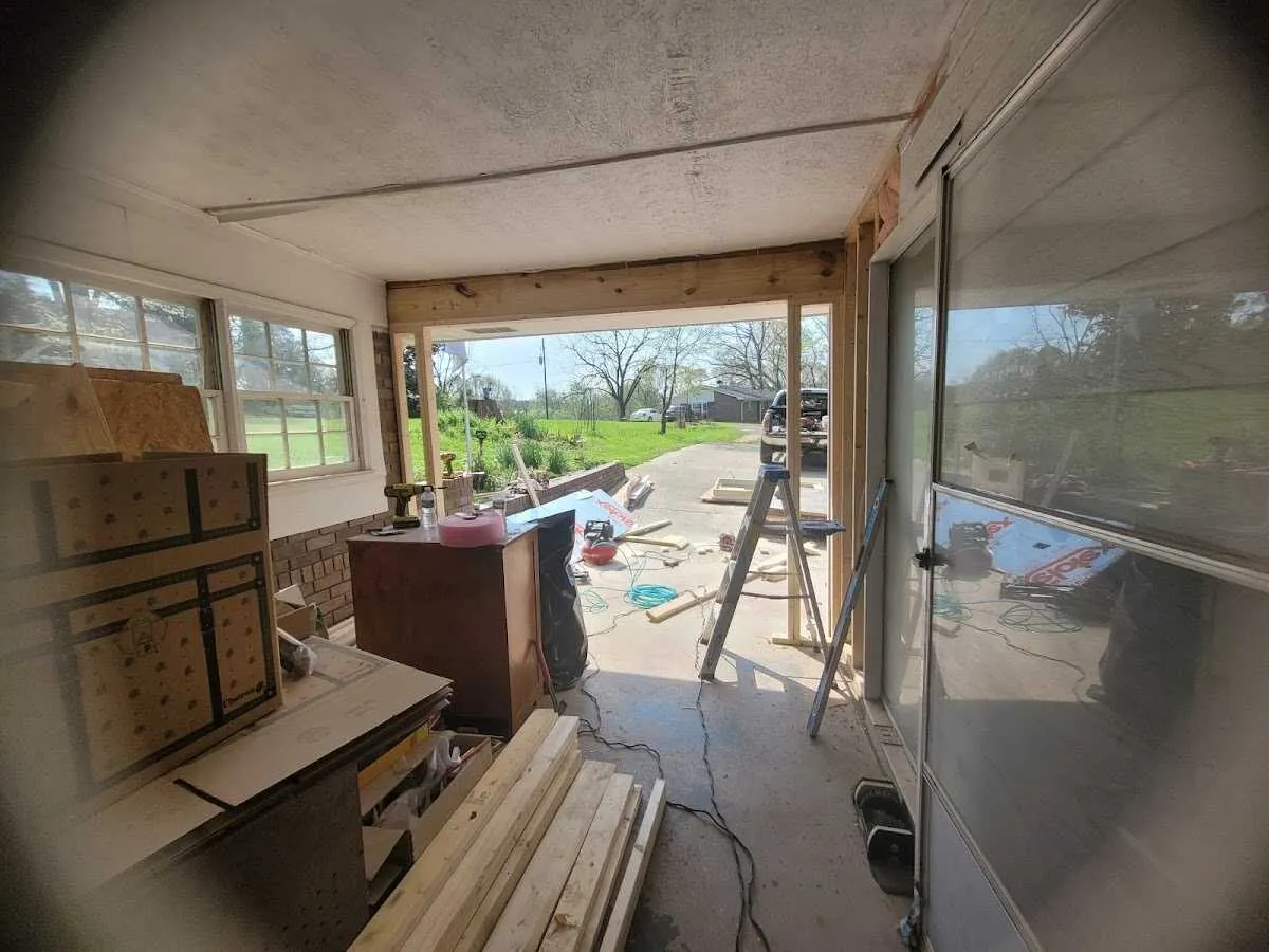 Air movers and dehumidifier for Water Mitigation Services in Vero Lake Estates